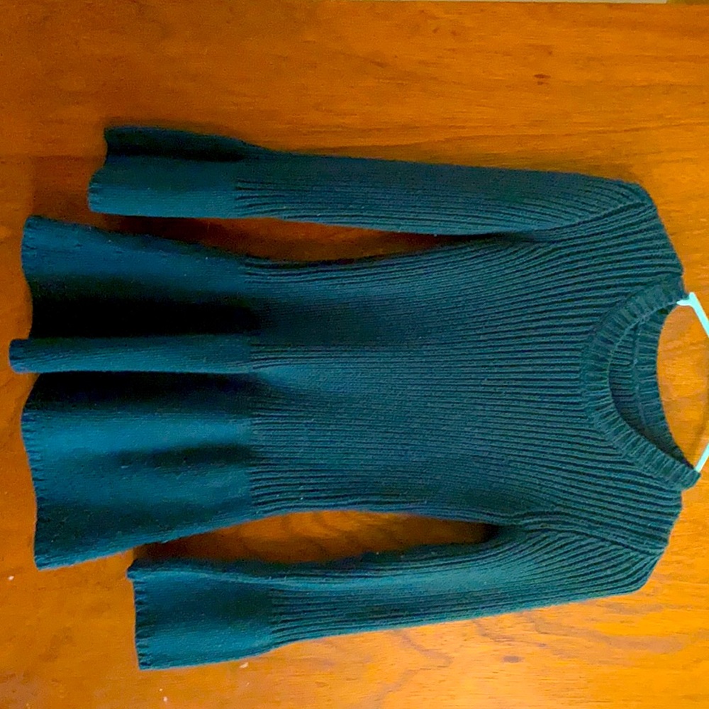 Simply Vera Wang Sweater